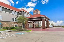 La Quinta By Wyndham Bridge City-Orange