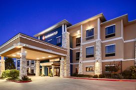 Best Western Plus Lytle Inn And Suites
