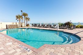 Hampton Inn Daytona Beach/Beachfront