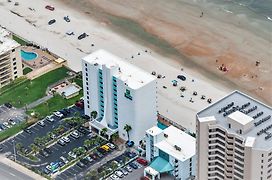 Holiday Inn Express & Suites Oceanfront Daytona Beach Shores, An Ihg Hotel