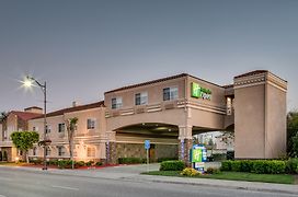 Holiday Inn Express & Suites Santa Clara, An Ihg Hotel