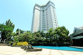 Java Paragon Hotel & Residences