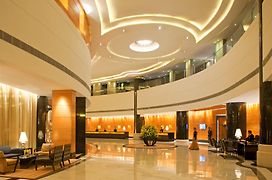 Radisson Blu Plaza Delhi Airport Hotel New Delhi Interior photo