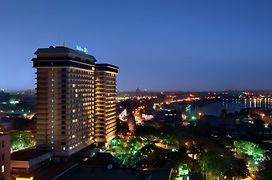 Hilton Colombo Hotel Facilities photo