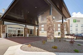 Holiday Inn Express & Suites North Platte, An Ihg Hotel