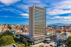Хотел България
