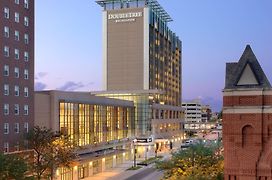 Doubletree By Hilton Hotel Cedar Rapids Convention Complex