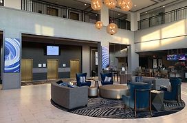 Doubletree Suites By Hilton Hotel & Conference Center Chicago-Downers Grove
