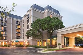 Doubletree By Hilton Austin-University Area