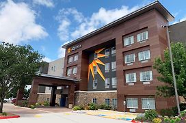 La Quinta Inn And Suites By Wyndham - Schertz