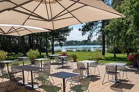 Best Western Hotel Du Lac Dunkerque- Restaurant Ouvert 7/7 Midi Et Soir