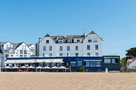 Best Western Hotel De La Plage Saint Marc sur Mer