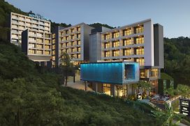 Hotel Ikon Phuket - Sha Extra Plus