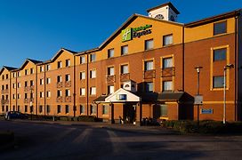 Holiday Inn Express Stoke-On-Trent, An Ihg Hotel Exterior photo