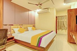 Itsy Hotels Sri Sai Grand Inn