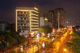 Reyna Hotel Hanoi & Spa