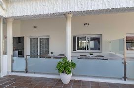 Pueblo Marinero Apt 2