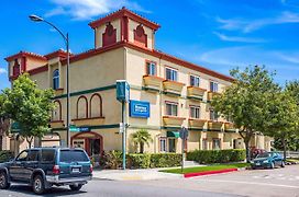 Rodeway Inn & Suites Pasadena