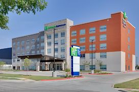 Holiday Inn Express & Suites - Dallas Nw Hwy - Love Field, An Ihg Hotel
