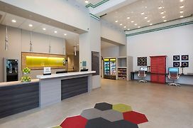Home2 Suites By Hilton Indianapolis Downtown