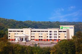 Holiday Inn Express Cincinnati West, An Ihg Hotel