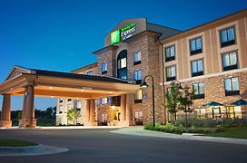 Holiday Inn Express Hotel & Suites Wichita Northeast, An Ihg Hotel