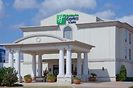 Holiday Inn Express & Suites College Station, An Ihg Hotel