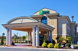 Holiday Inn Express Hotel & Suites Cordele North, An Ihg Hotel