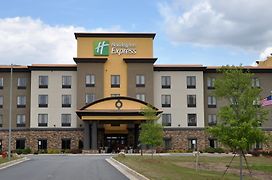 Holiday Inn Express & Suites Perry-National Fairground Area, An Ihg Hotel