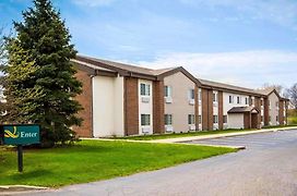 Quality Inn Chesterton Near Indiana Dunes National Park I-94