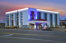 Holiday Inn Express & Suites Cincinnati Riverfront, An Ihg Hotel
