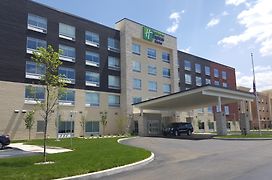 Holiday Inn Express & Suites Toledo West, An Ihg Hotel