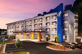 Glo Hotel Asheville-Blue Ridge Parkway