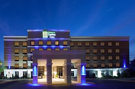 Holiday Inn Express & Suites Laurel Lakes, An Ihg Hotel