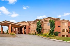 Best Western Laval-Montreal&Conference Centre