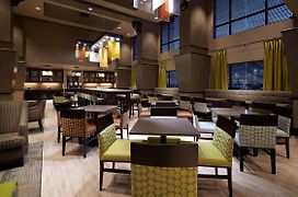 Hampton Inn & Suites Montreal-Dorval