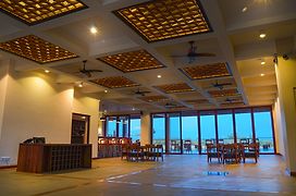Sooriya Resort & Spa