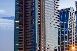 Pullman Jumeirah Lakes Towers Hotel y Residencia