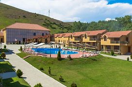 Best Western Bohemian Resort