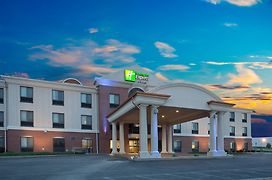 Holiday Inn Express Hotel & Suites Concordia Us 81, An Ihg Hotel