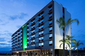 Ibis Styles Taubate