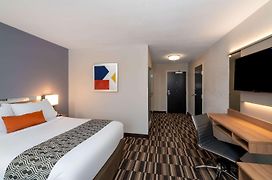 Microtel Inn & Suites By Wyndham Carlisle