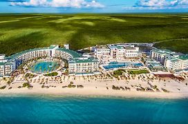 Haven Riviera Cancun (Adults Only)