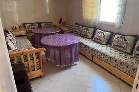 2 Zimmer Wohnung Corniche Nador Sidi Ali- Am Meer & Wifi