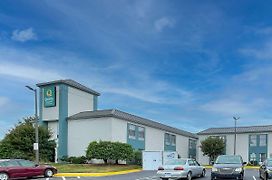 Quality Inn & Suites Clemmons I-40