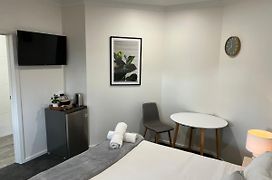 Bendigo Botanic Motel- With King Beds-Refurbished 2022