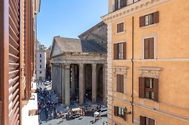 Pantheon House By Varental