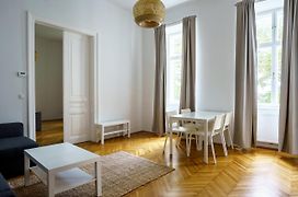 Vienna Living Apartments - Linke Wienzeile