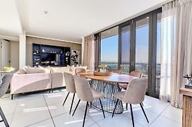 Modern Luxury Furnished Apartments In Sandton