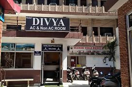 Hotel Divya
